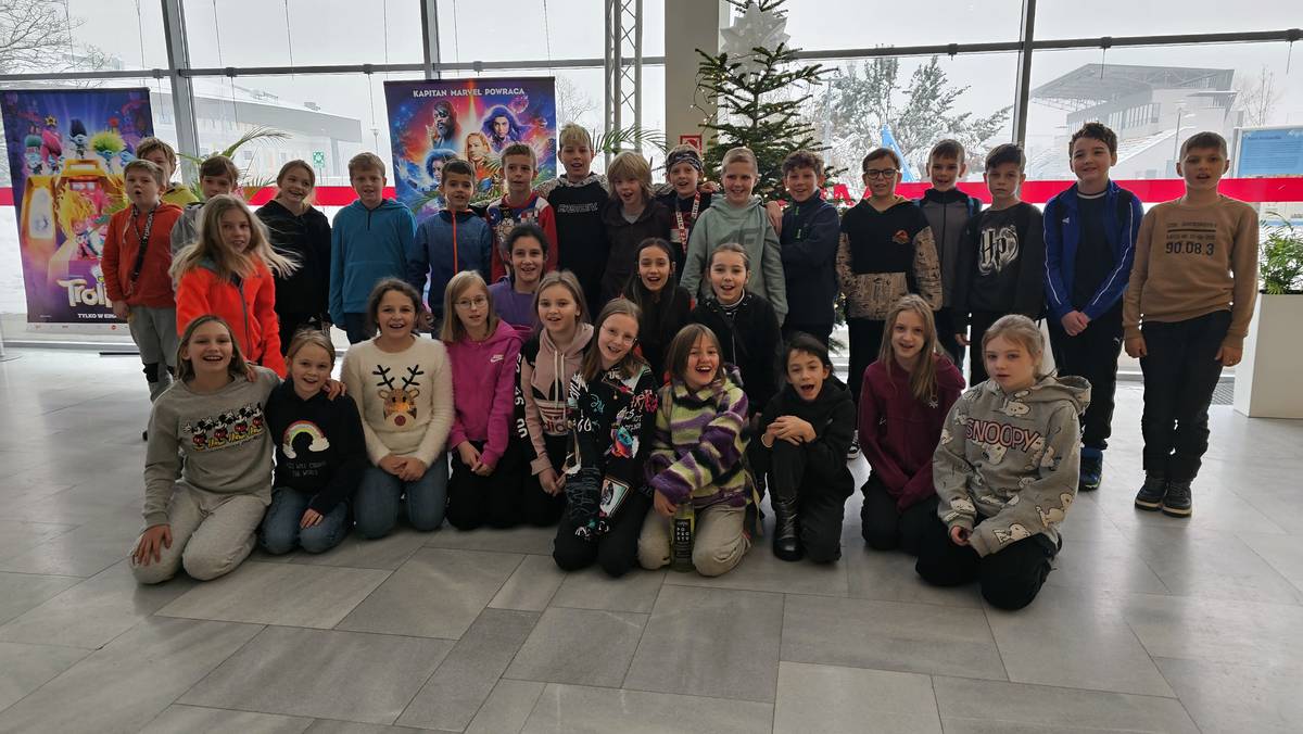 083522 2023 12 12 01