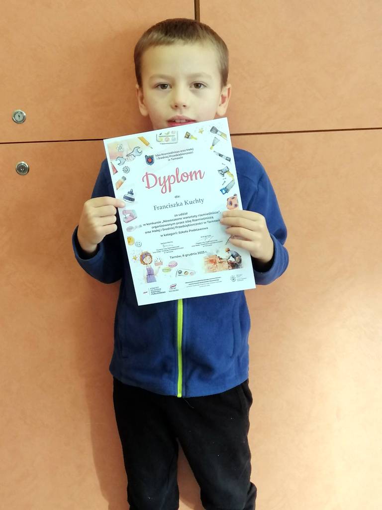 133208 2023 12 12 01