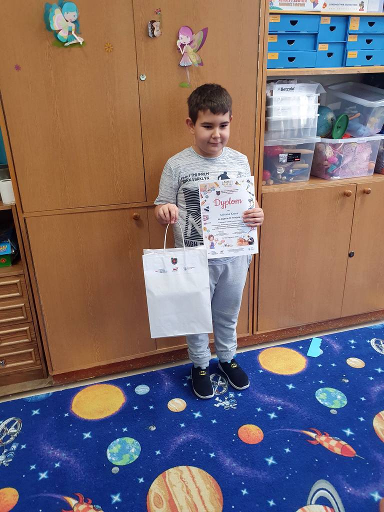 133208 2023 12 12 03