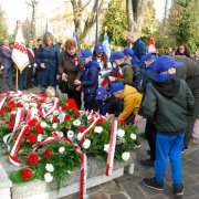 Nasze zuchy na obchodach Święta Niepodległości