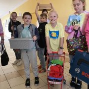 „No backpack day”