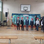 ŚLUBUJĘ BYĆ DOBRYM I MĄDRYM CZŁOWIEKIEM....