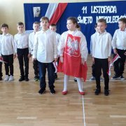 Apel z okazji 11 listopada w klasach I - III