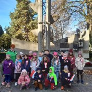 W hołdzie poległym bohaterom