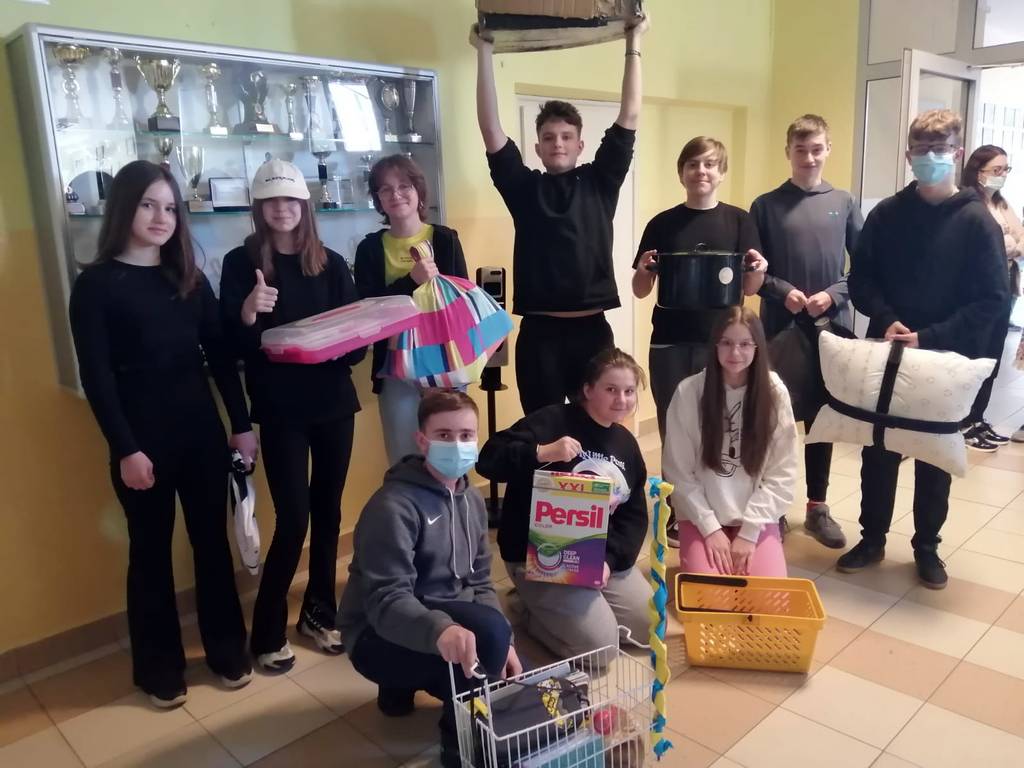 Pierwszy Dzień Wiosny w SP 20 witany z humorem!