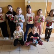 Mikołajkowe zajęcia kreatywne w 2a