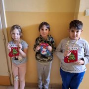 Mikołajkowe zajęcia kreatywne w 2a